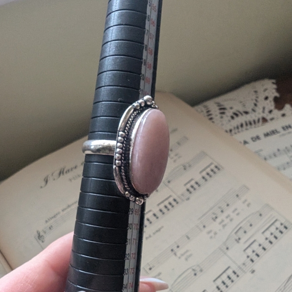 Pink Stone Silvertone Ring Adjustable - Picture 6 of 7